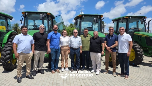 Agricultura e Pesca: São Miguel do Gostoso é contemplado com novos equipamentos agrícolas via emenda da Senadora Zenaide Maia
